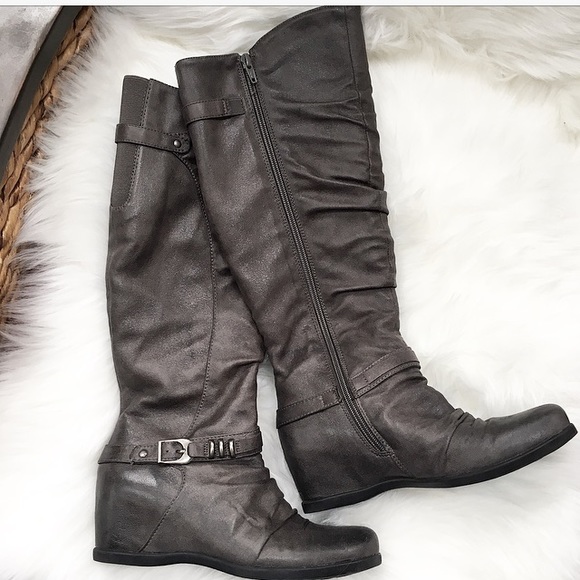 bear trap wedge boots